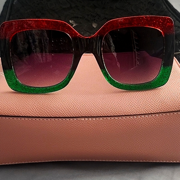 Sunglasses - Picture 1 of 2